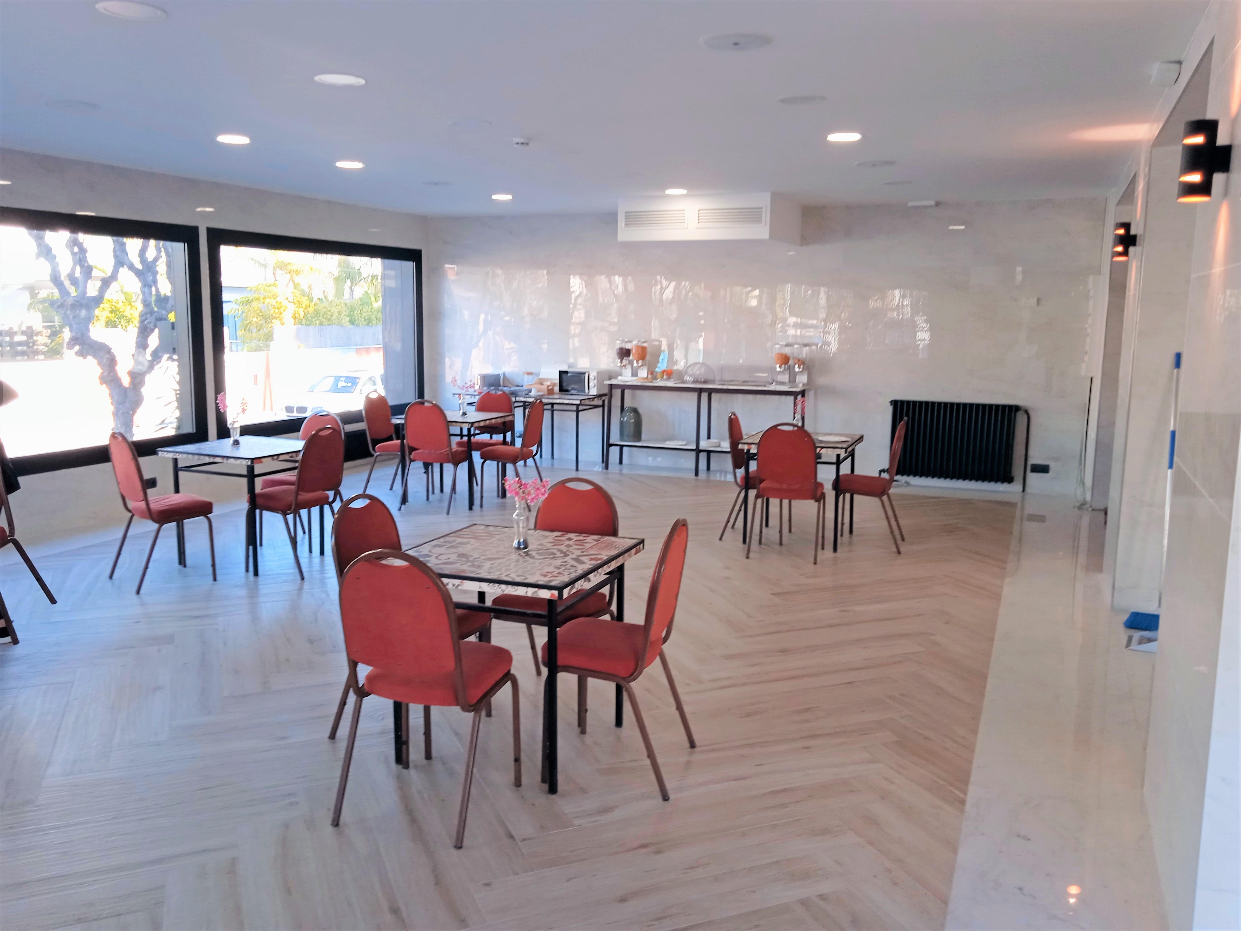 Hotel 153 Castelldefels Extérieur photo