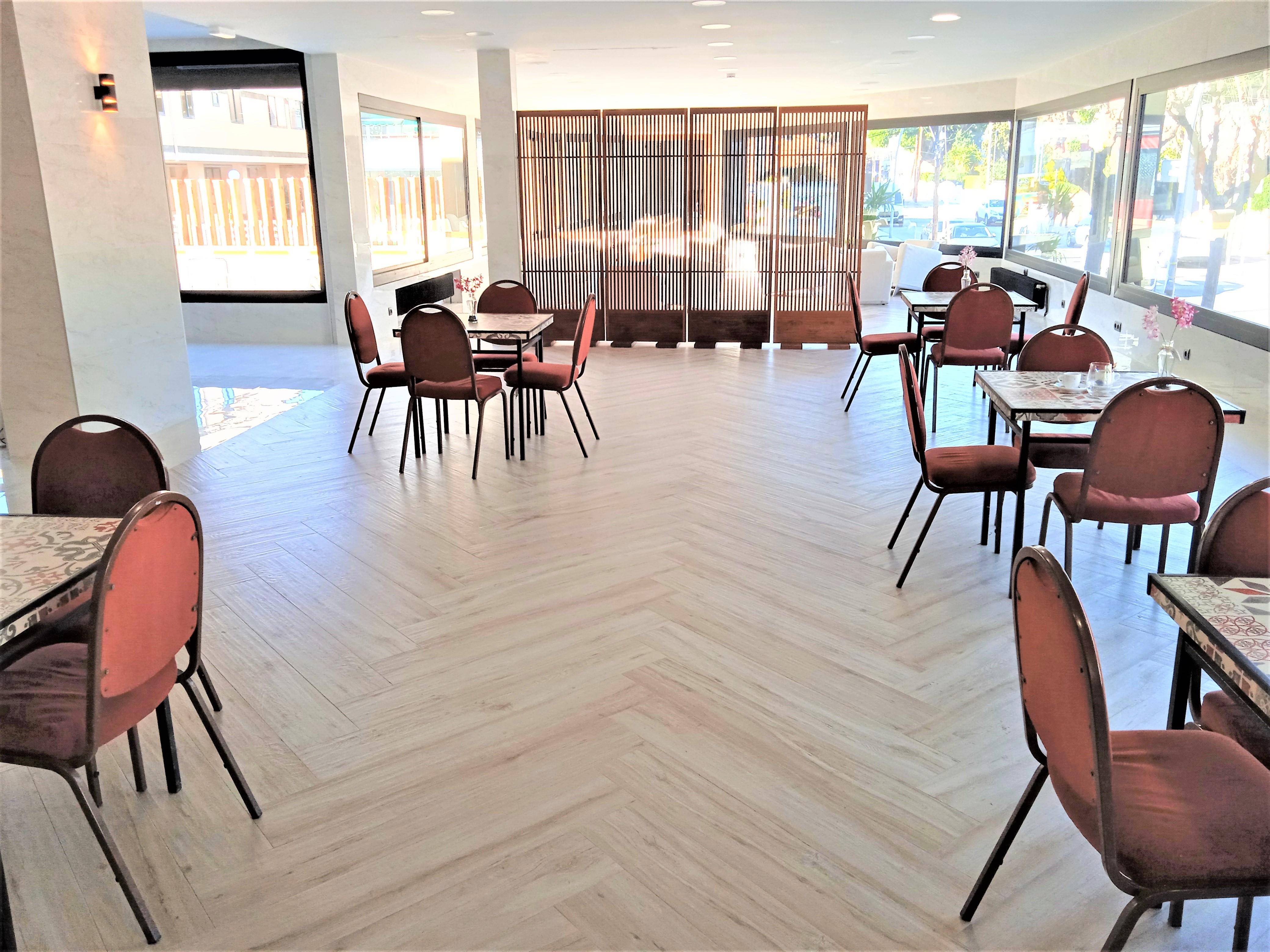 Hotel 153 Castelldefels Extérieur photo