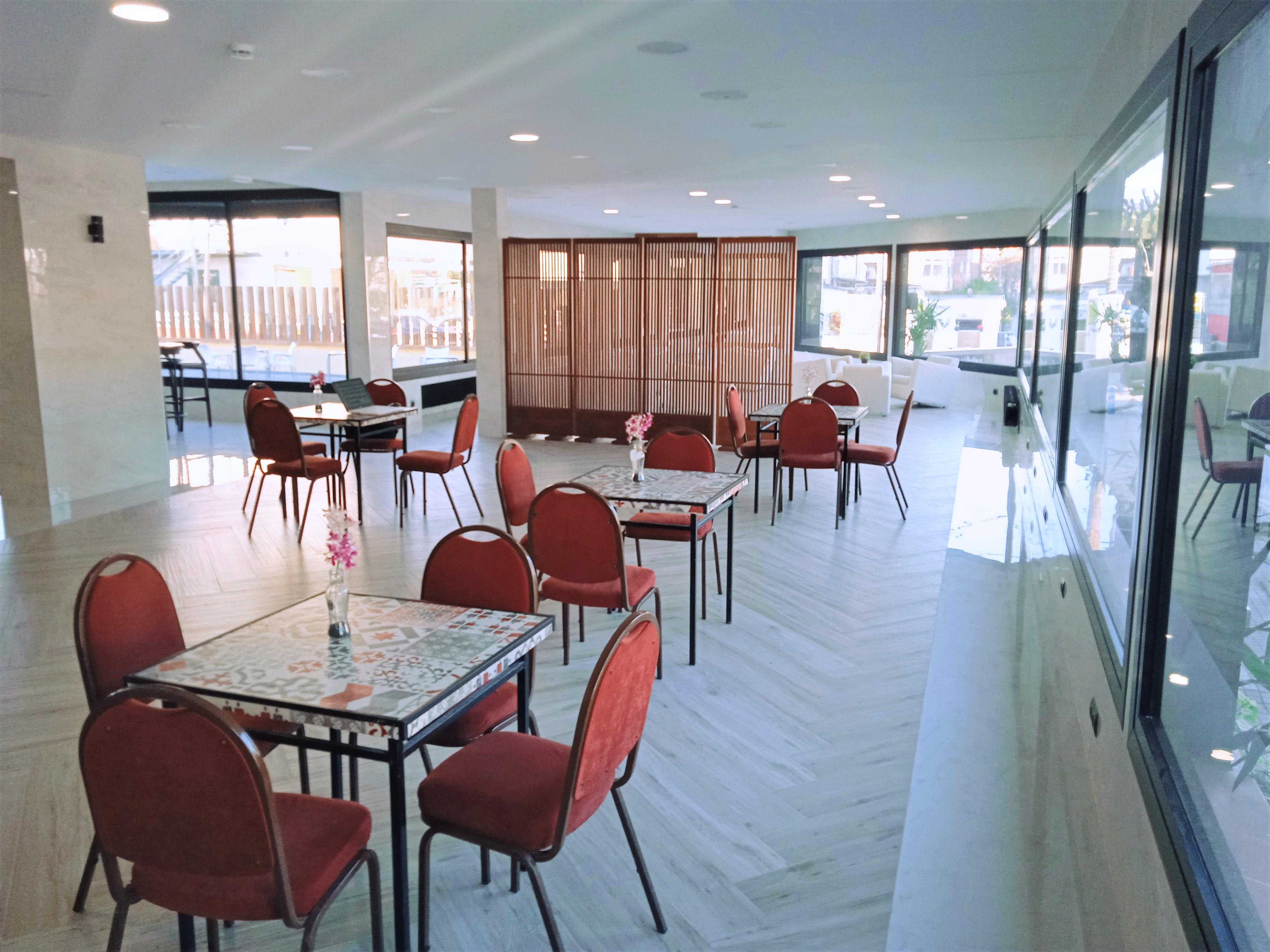 Hotel 153 Castelldefels Extérieur photo
